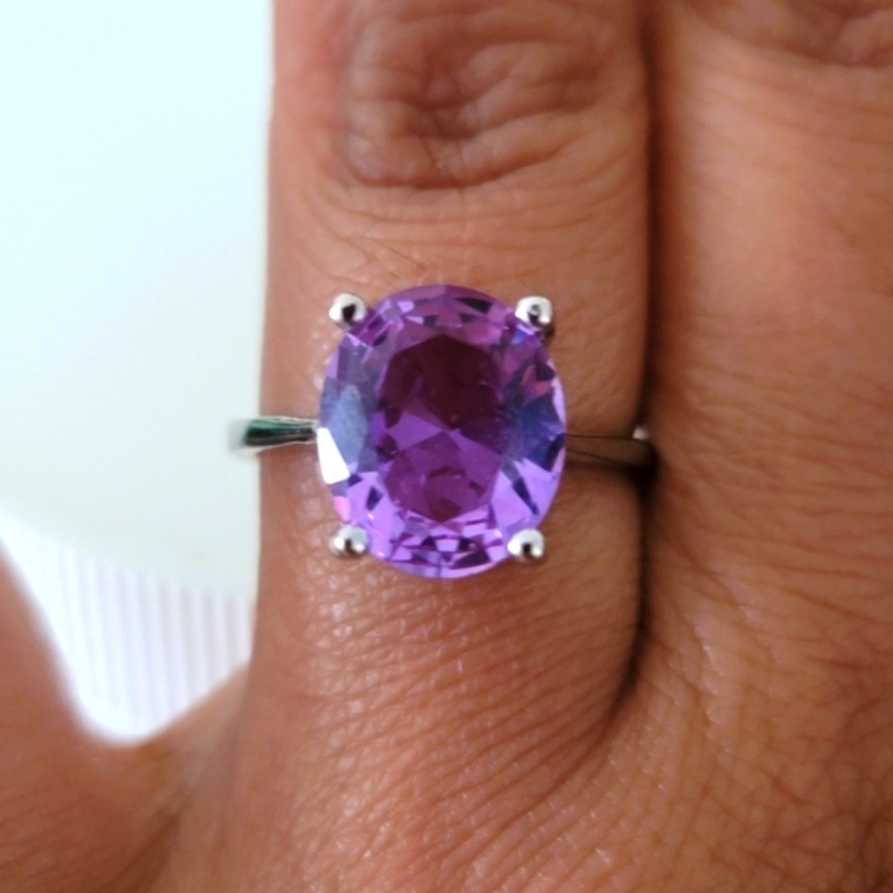 Naturally Color Changing Alexandrite Ring - Picture 10 of 10